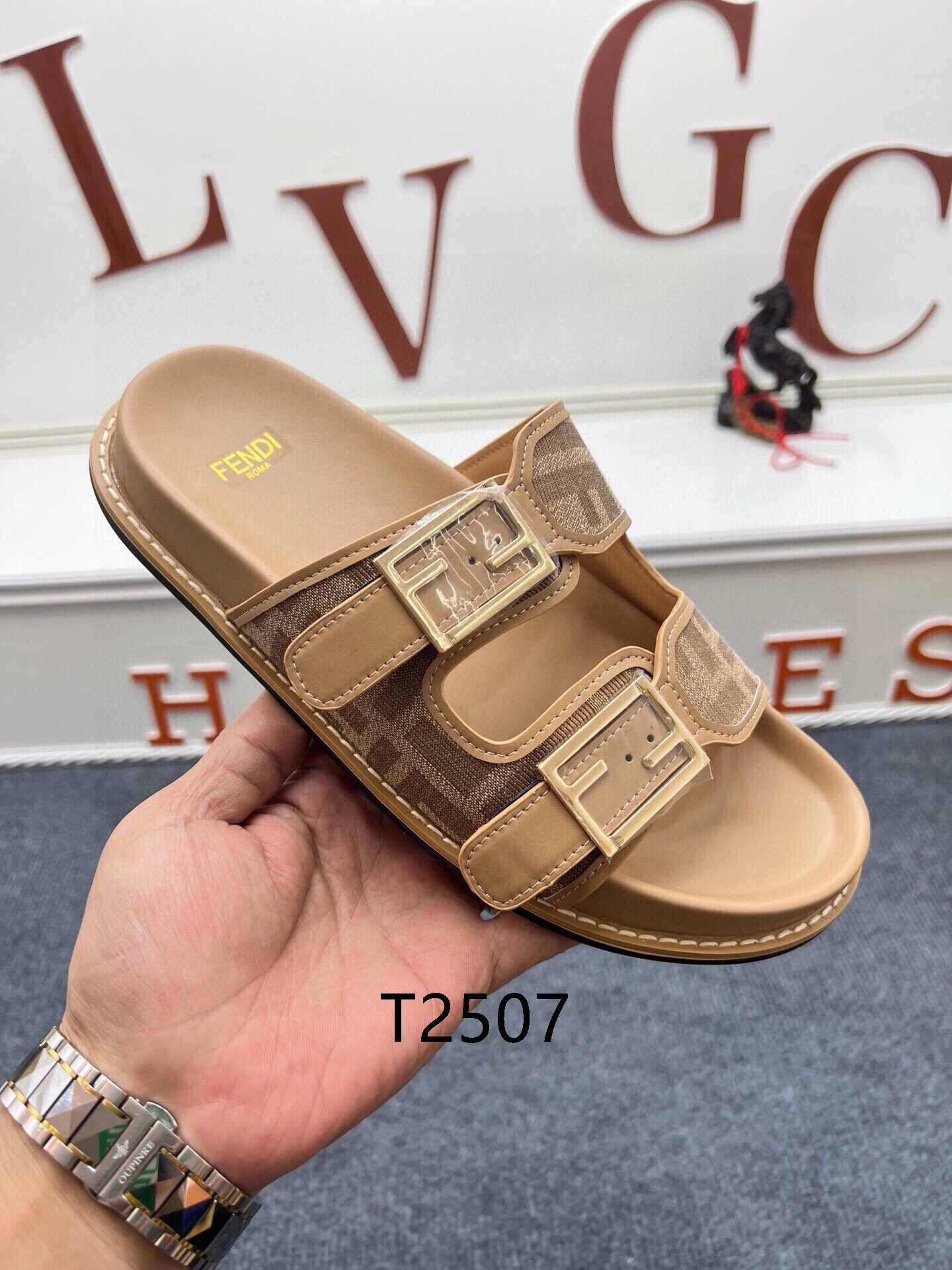 FENDI shoes 38-46 h0809